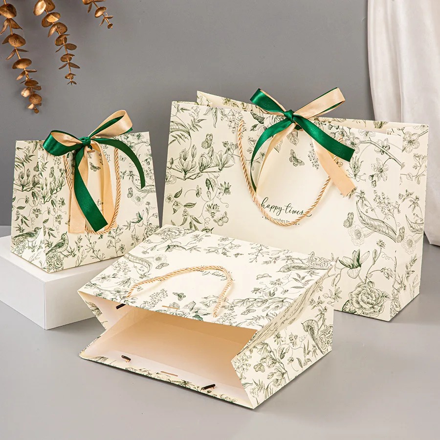 10 Sacolas de Papel com Estamp - Luxury Skincare Packaging avaliação e preço